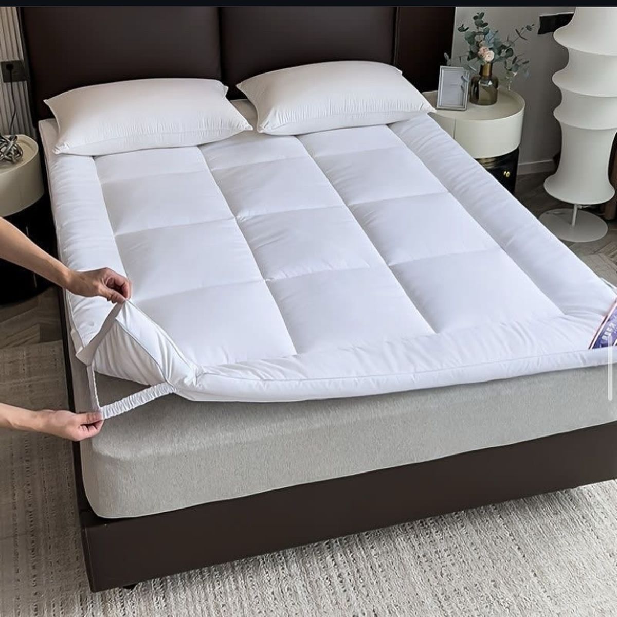 How to Clean Mattress Toppers and Protectors (Remove Stains, Odors & Dust Mites)