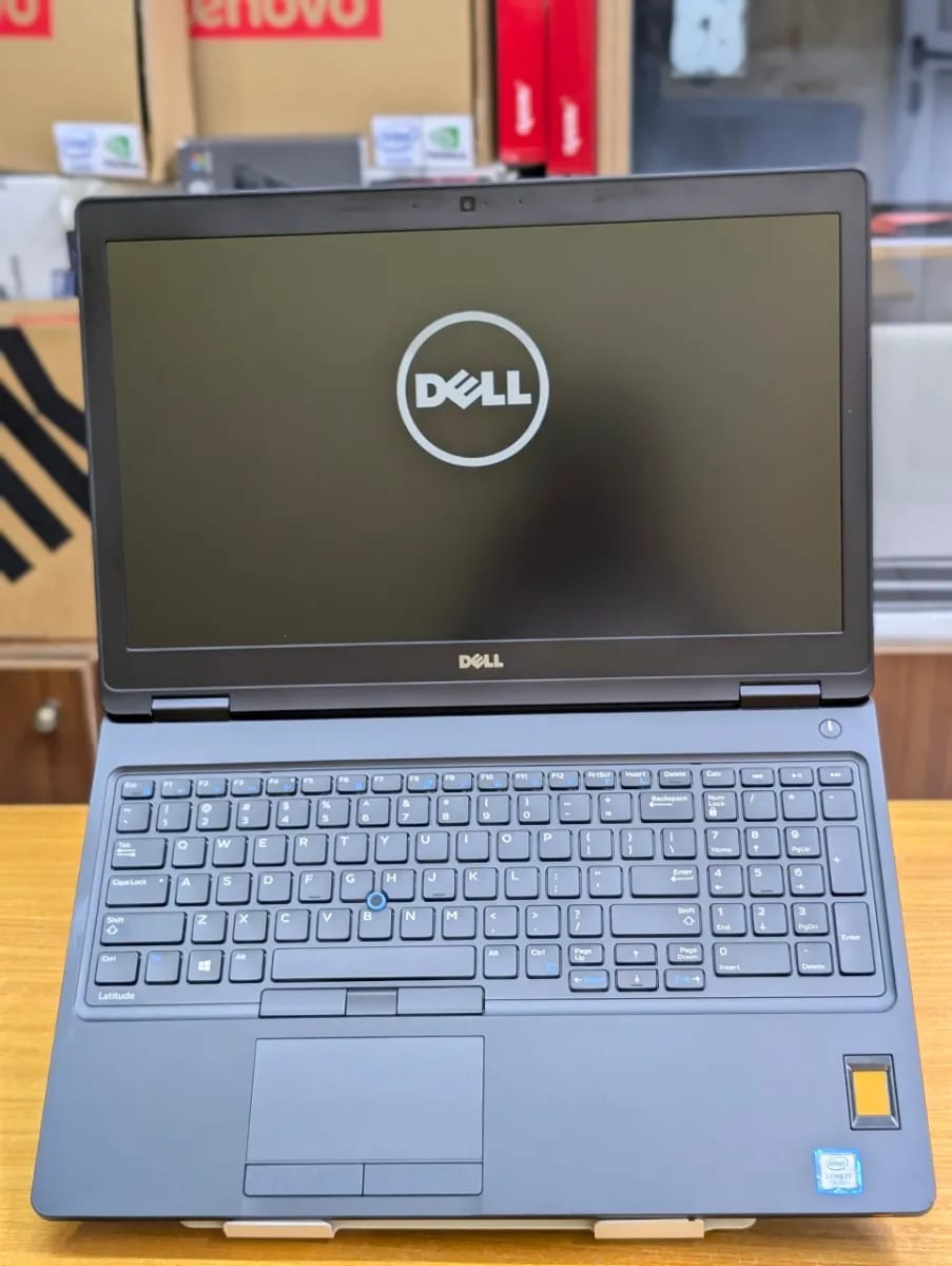 Dell 5580 image 1