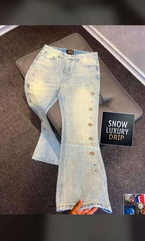 Clothes image 1