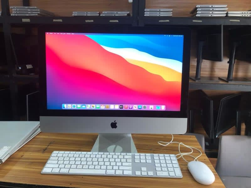Imac 2017 21.5 inches core i5 7th generation image 1