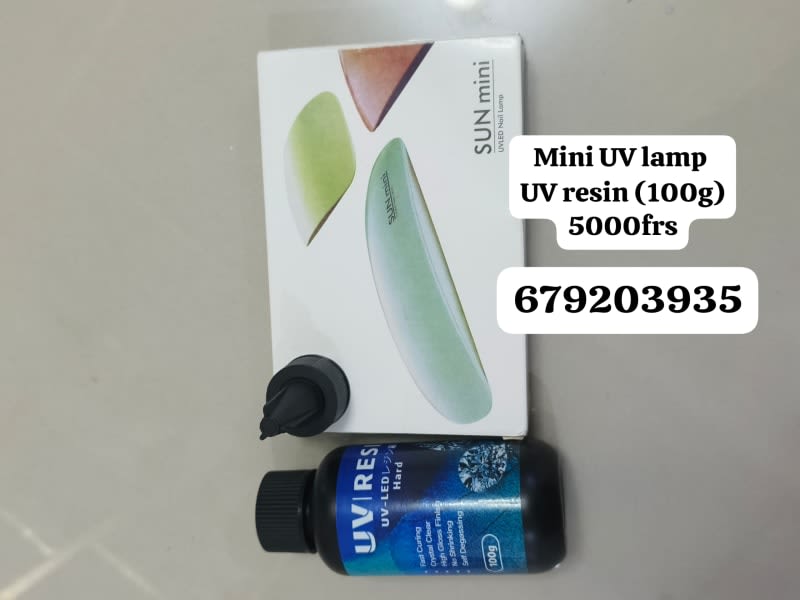 UV Resin and mini UV lamp image 1