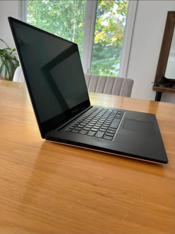 Dell XPS 15 7590 – Screen 15.6" OLED ✨ • Core i7 • 16 Go RAM • 512 Go SSD • GTX 1650 (4 Go) image 1
