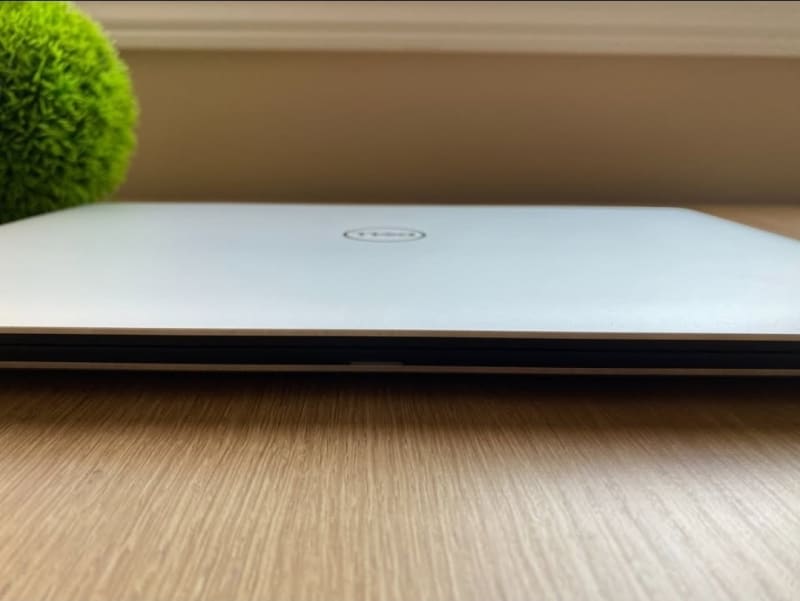 โ๐ฅ DELL XPS 15 9520 โ Flagship Workstation (3.5K OLED Touch / Core i7 12th Gen / 32GB DDR5 / 1TB SSD / RTX 3050 Ti) ๐ฅ image 1
