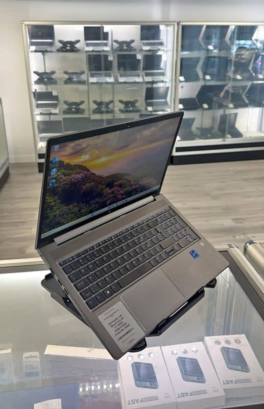 HP ZBook Fury 15.6 G8 – Core i7 (11e Gén) • 32 Go RAM • 1 To SSD • Nvidia RTX A3000 (6 Go) image 1