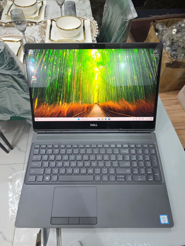 Dell Precision 7550 Touchscreen | Xeon W-10855M | 32GB RAM | 512GB SSD | 6GB NVIDIA RTX 3000 image 1