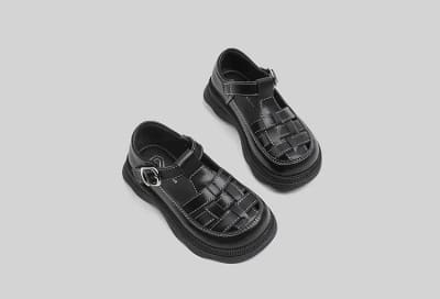 Luxury black shoe size 29/30