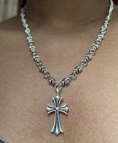 Chrome necklace