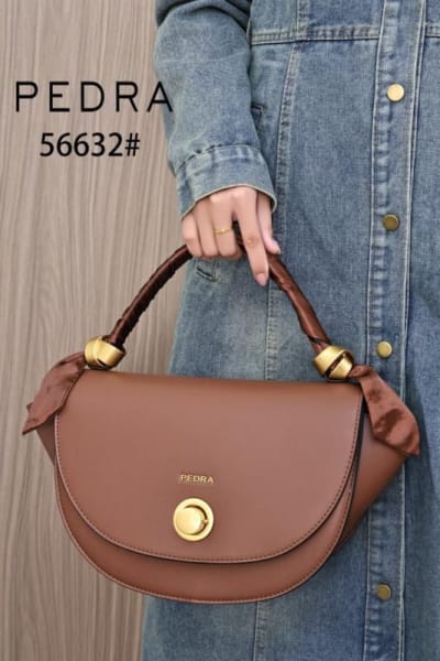 PEDRA Elegant Crossbody Handbag