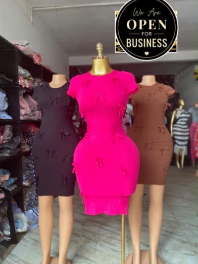Bow-Detail Short-Sleeve Bodycon Dress