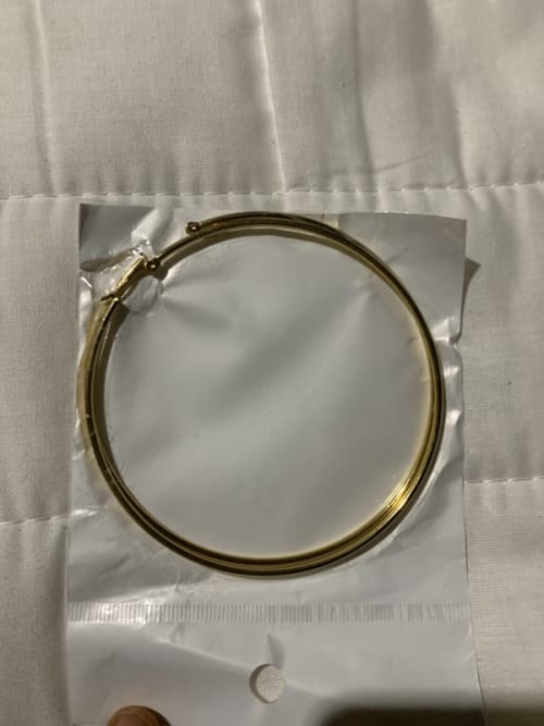 Round earrings