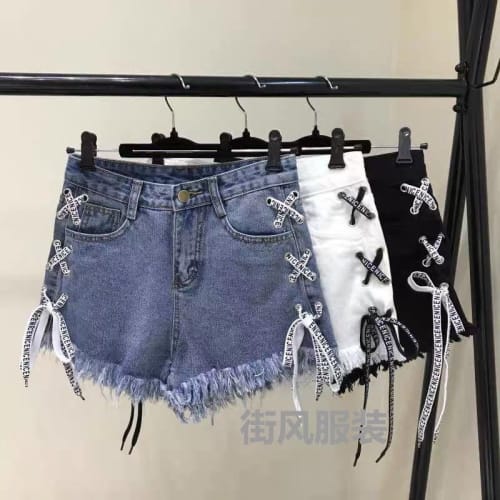 Bum shorts