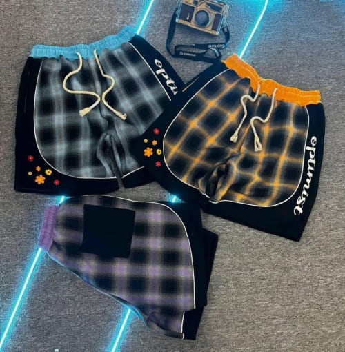 Bum shorts