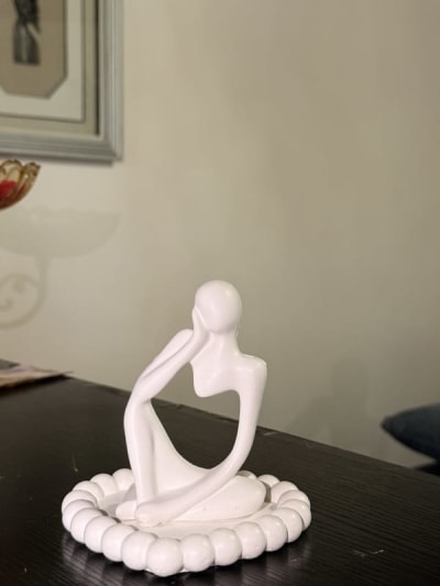 Gypsum decor pieces