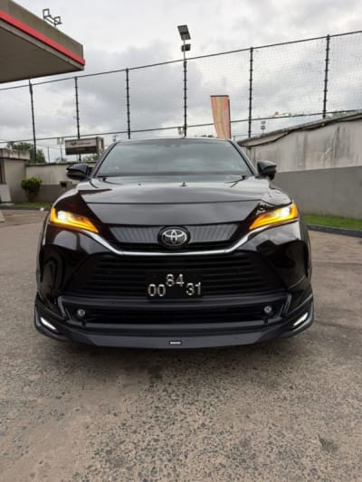Toyota harrier 2022