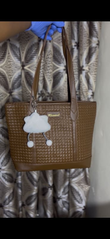 Tote bags