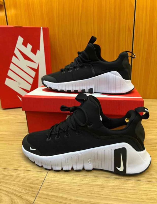 NIKEFREE