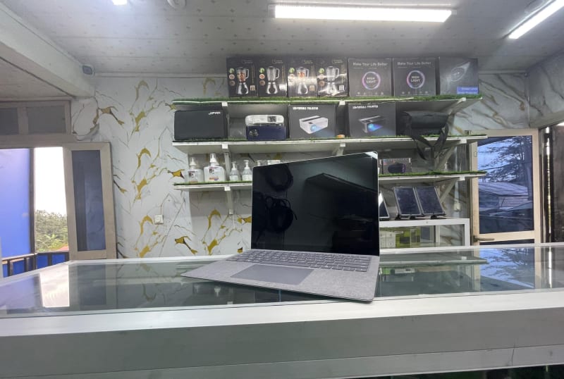 Laptop