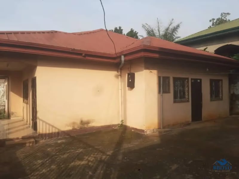 Villa on sale