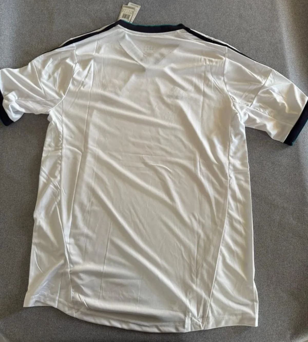 Camiseta Real Madrid 2012/2013 Versión Retro - imagen 3