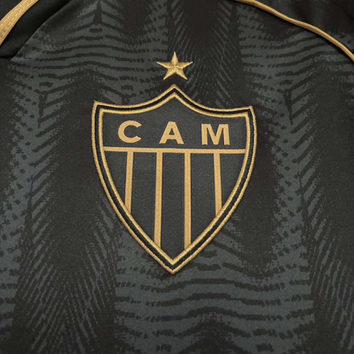 Camiseta Suplente Mineiro 2025 Versión Fan - imagen 3