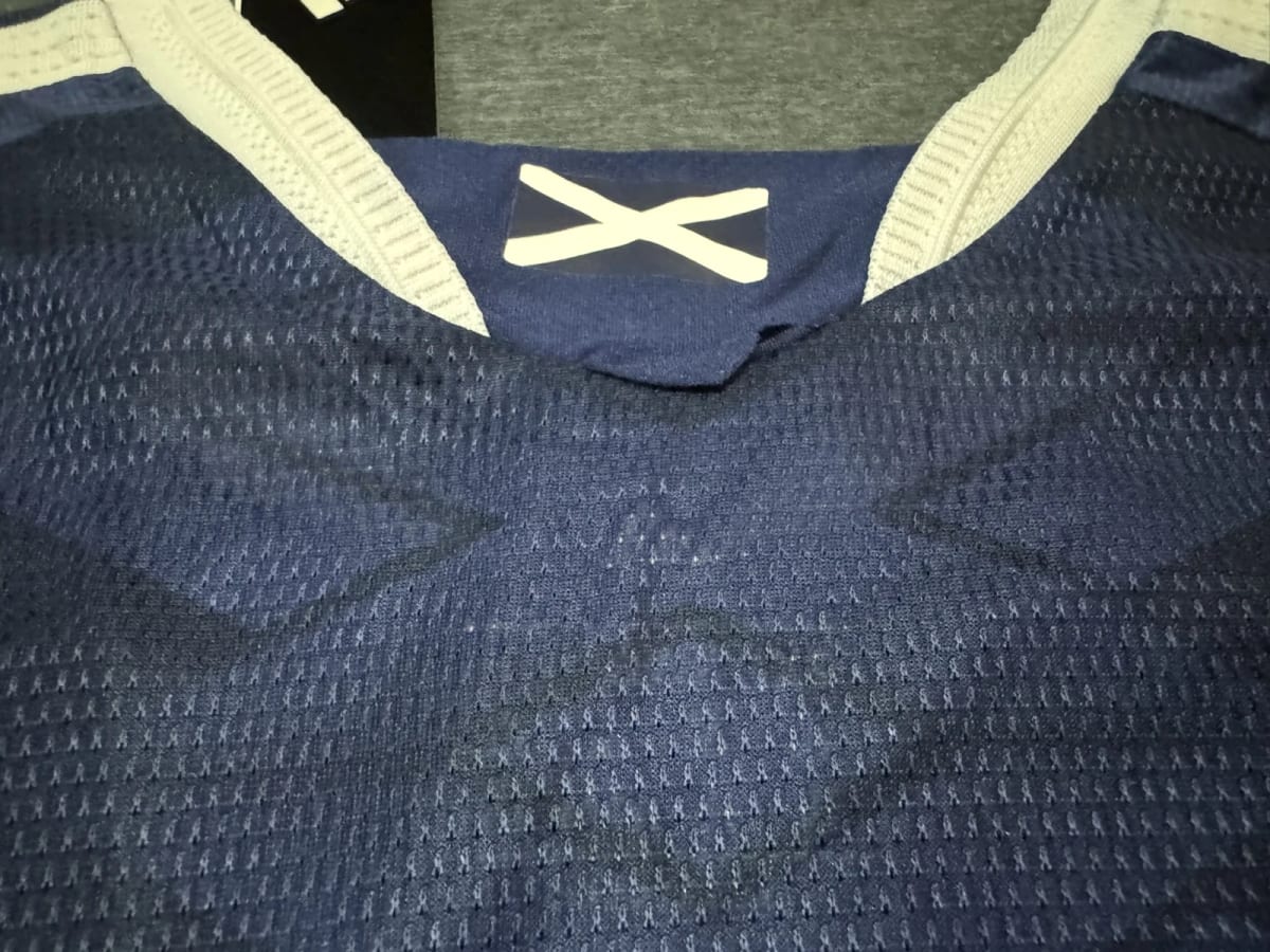 Camiseta Titular Escocia 2026 Versión Jugador - imagen 4