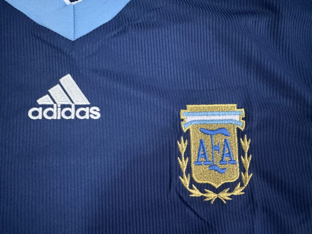 Camiseta Suplente Argentina 1998 Versión Retro - imagen 2