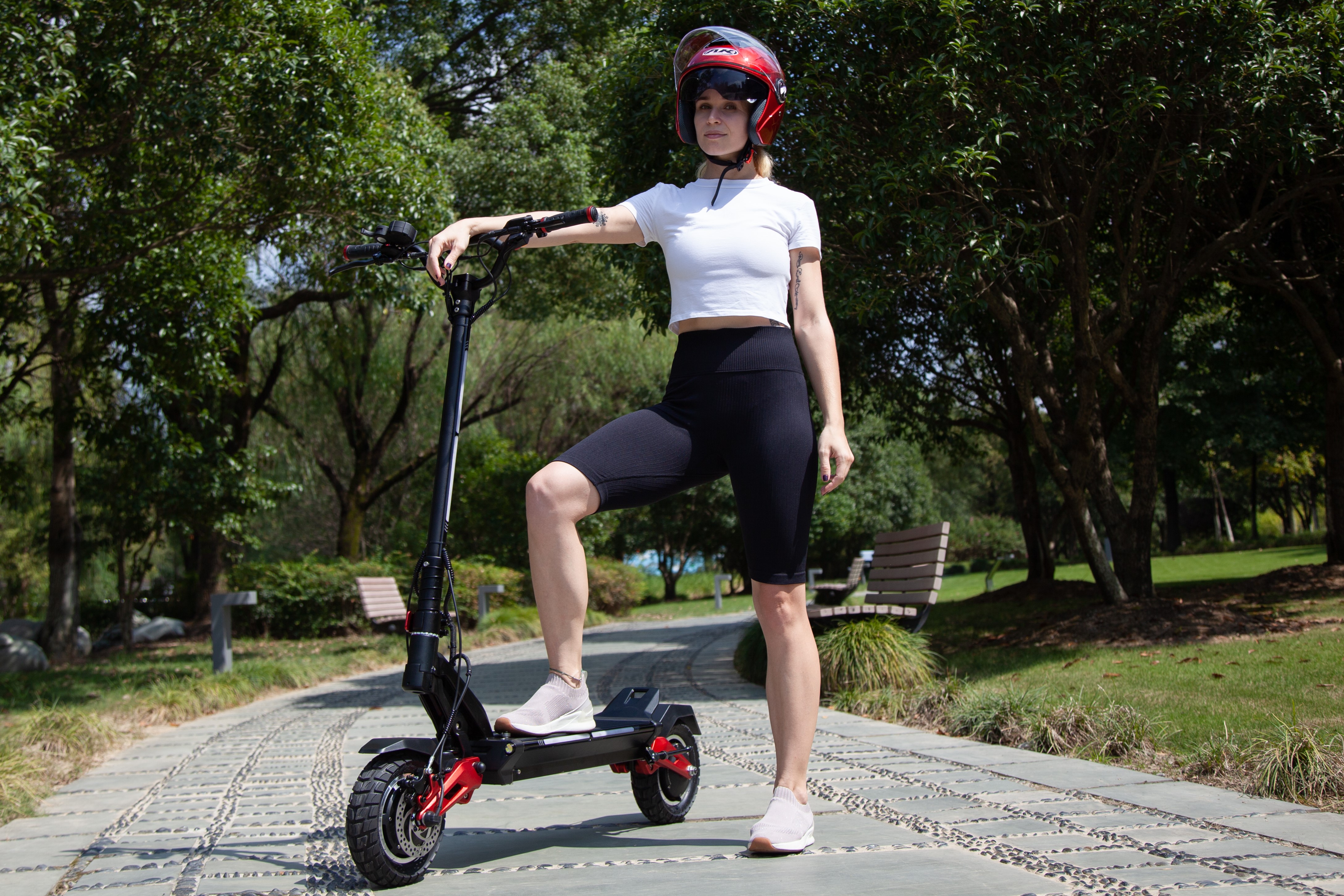 miniwalker electric scooter complete gear with helmets