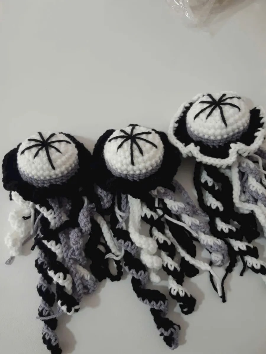 Móc khóa SỨA  - Ảnh 1