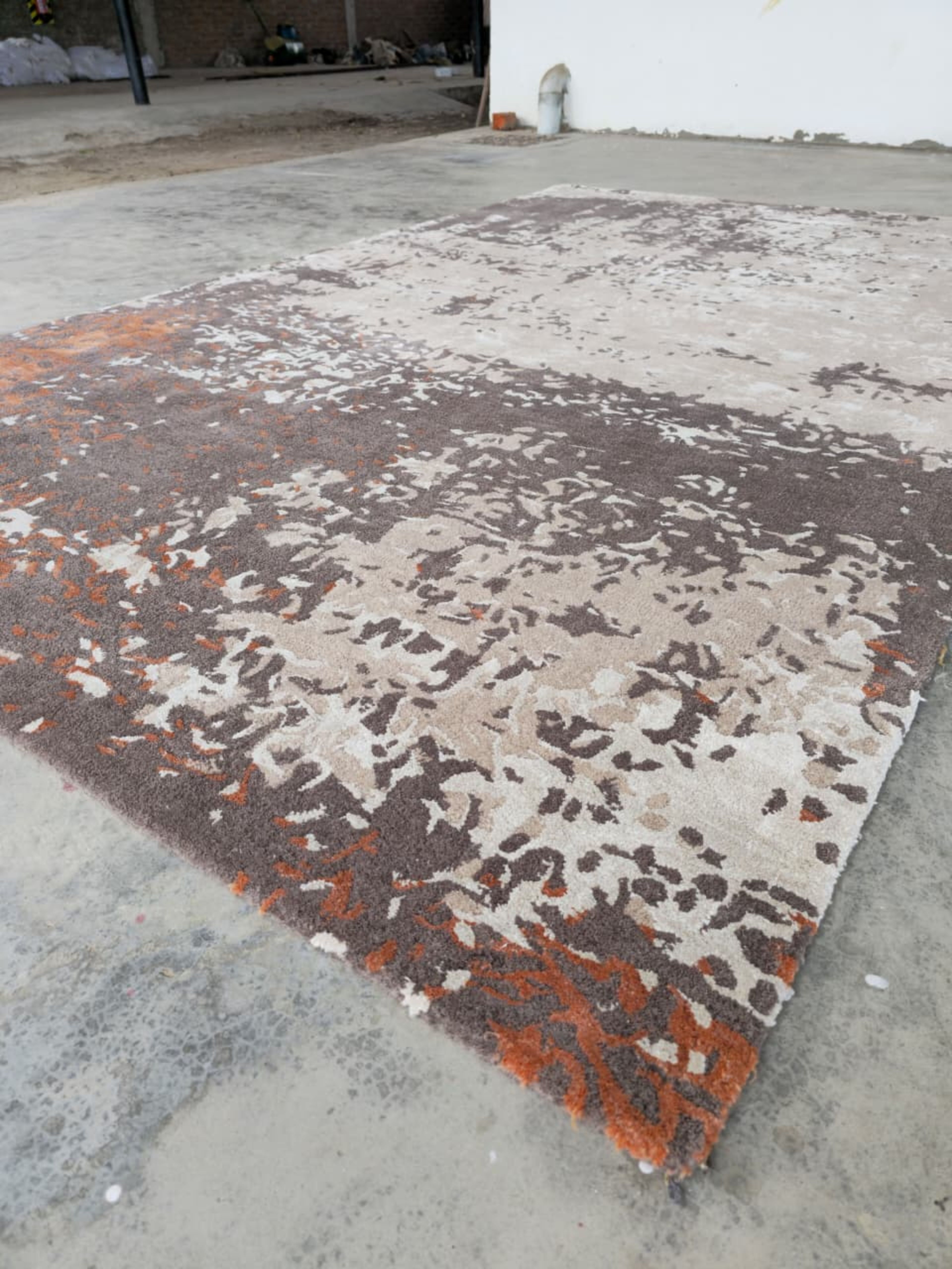 Hand Tufted Abstract Ember Rug 4