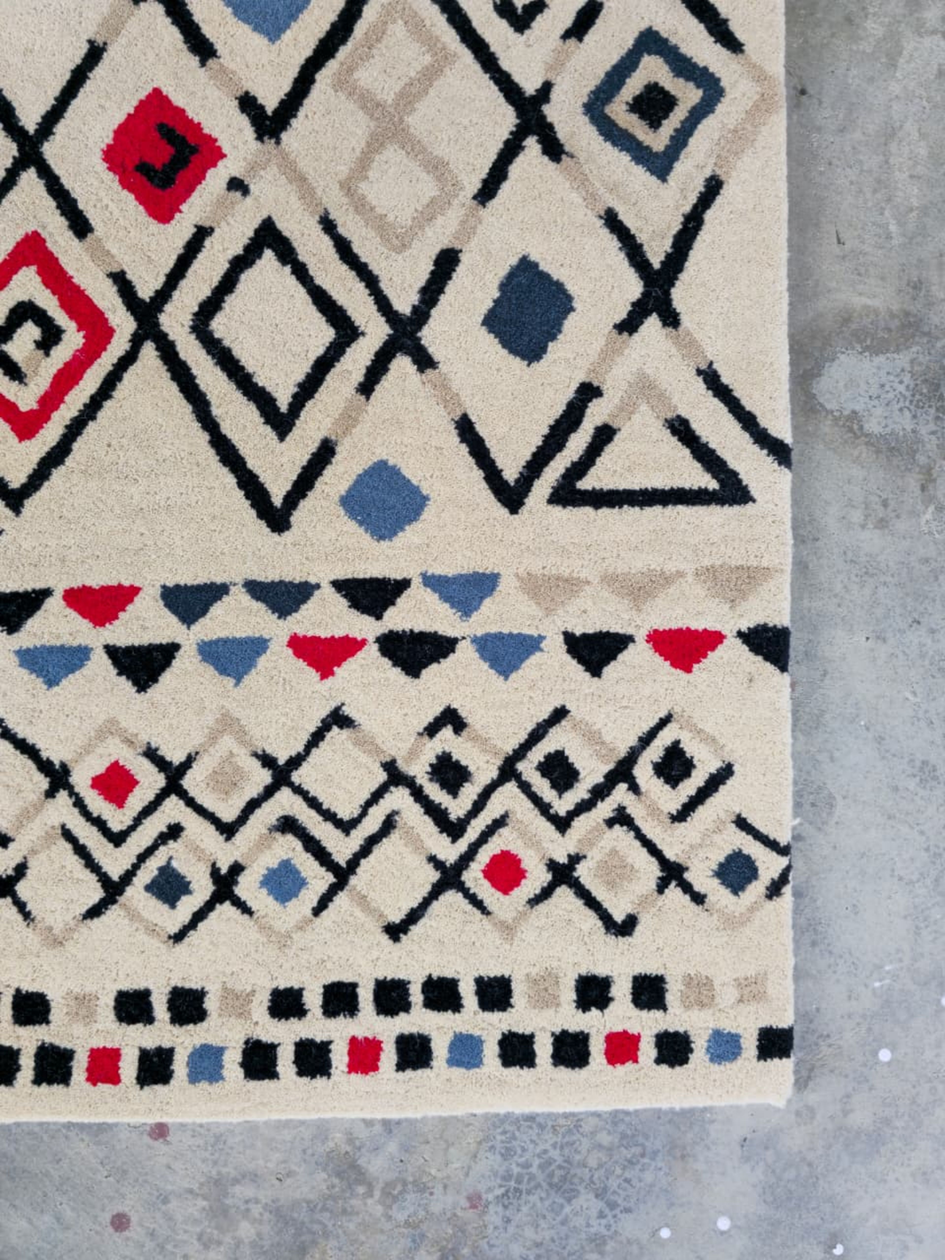 Hand Tufted Sahara Symbols Rug 3