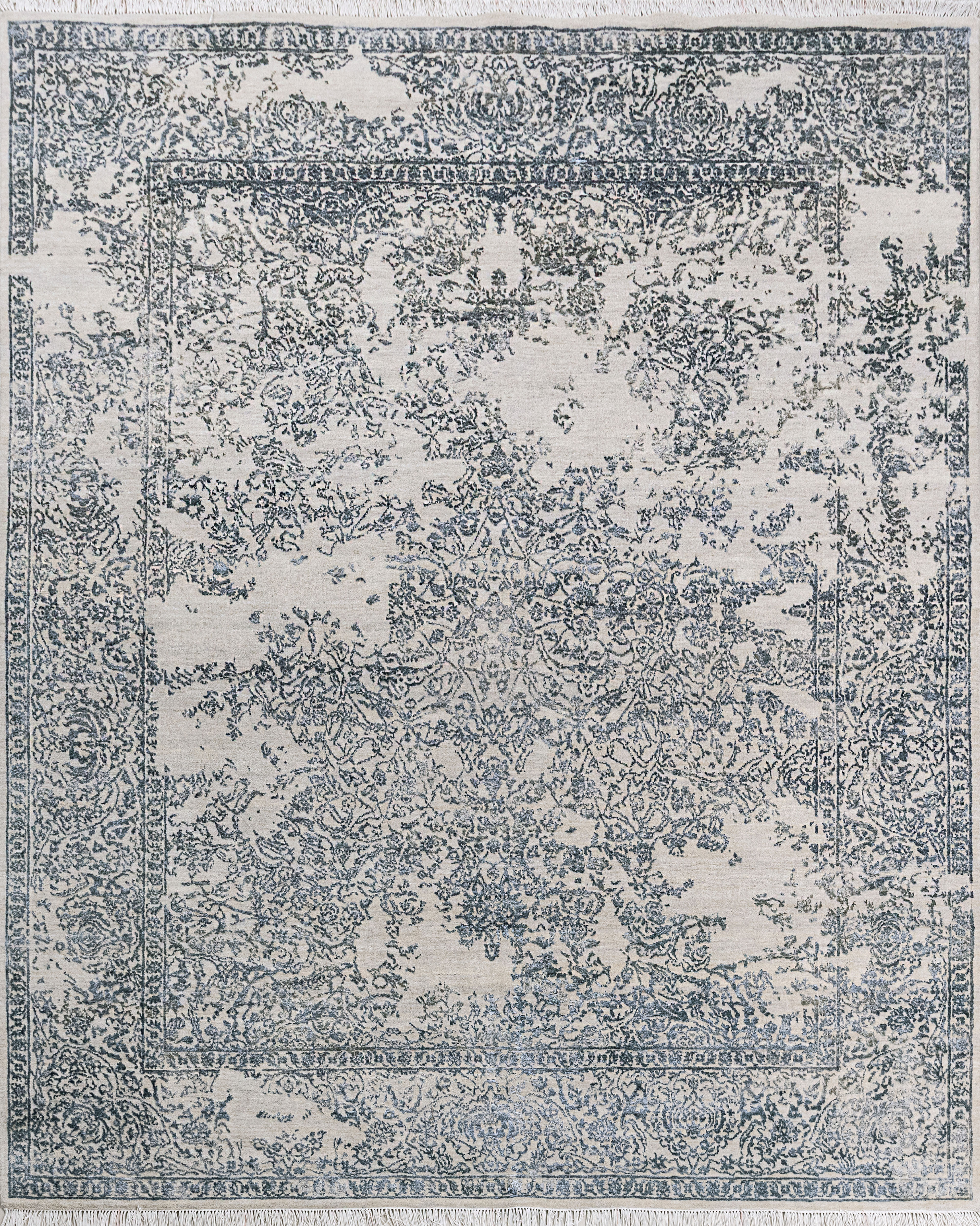 Hand Knotted Transitional Wool & Silk Carpet 2