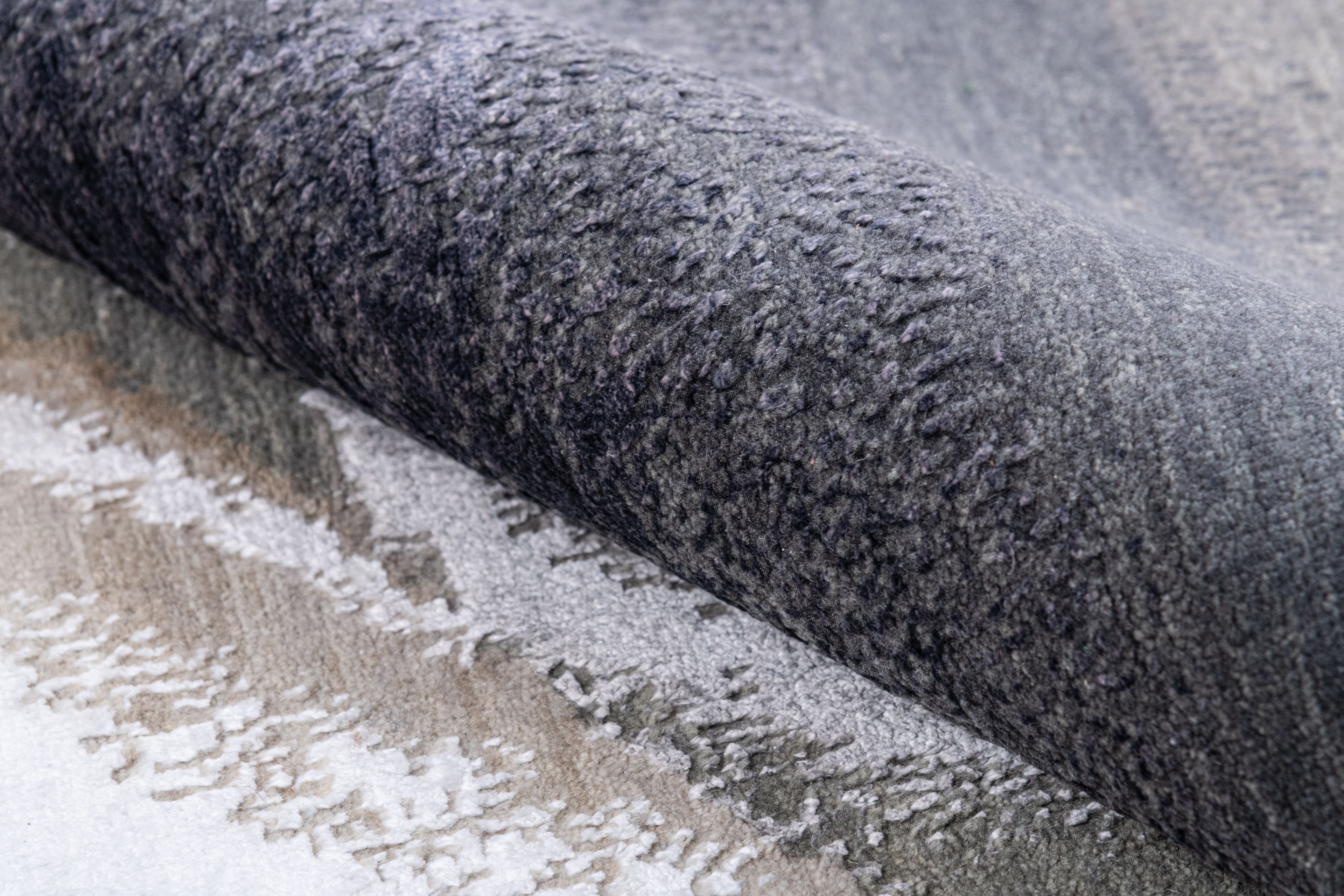 Hand Knotted Modern Contemporary Carpet 7
