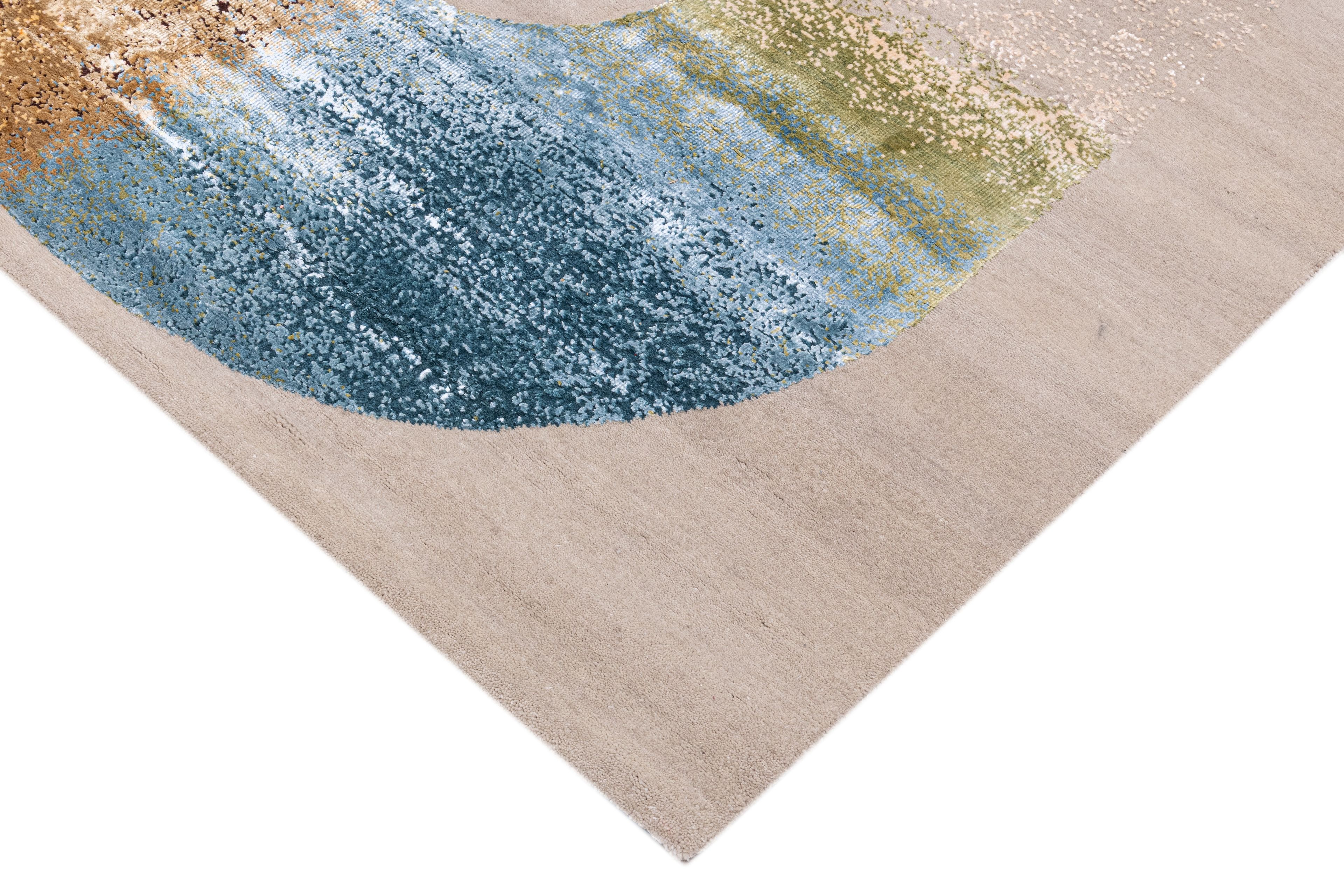 Hand Knotted Modern Contemporary Carpet 4