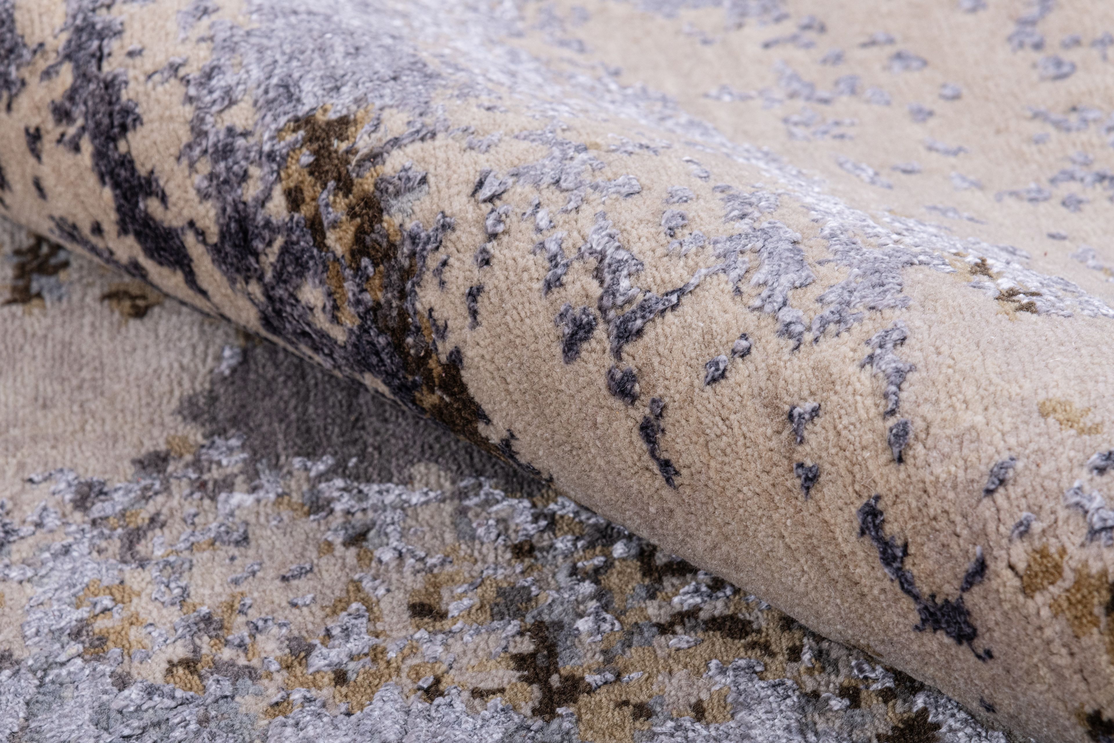 Hand Knotted Modern Contemporary Carpet 7