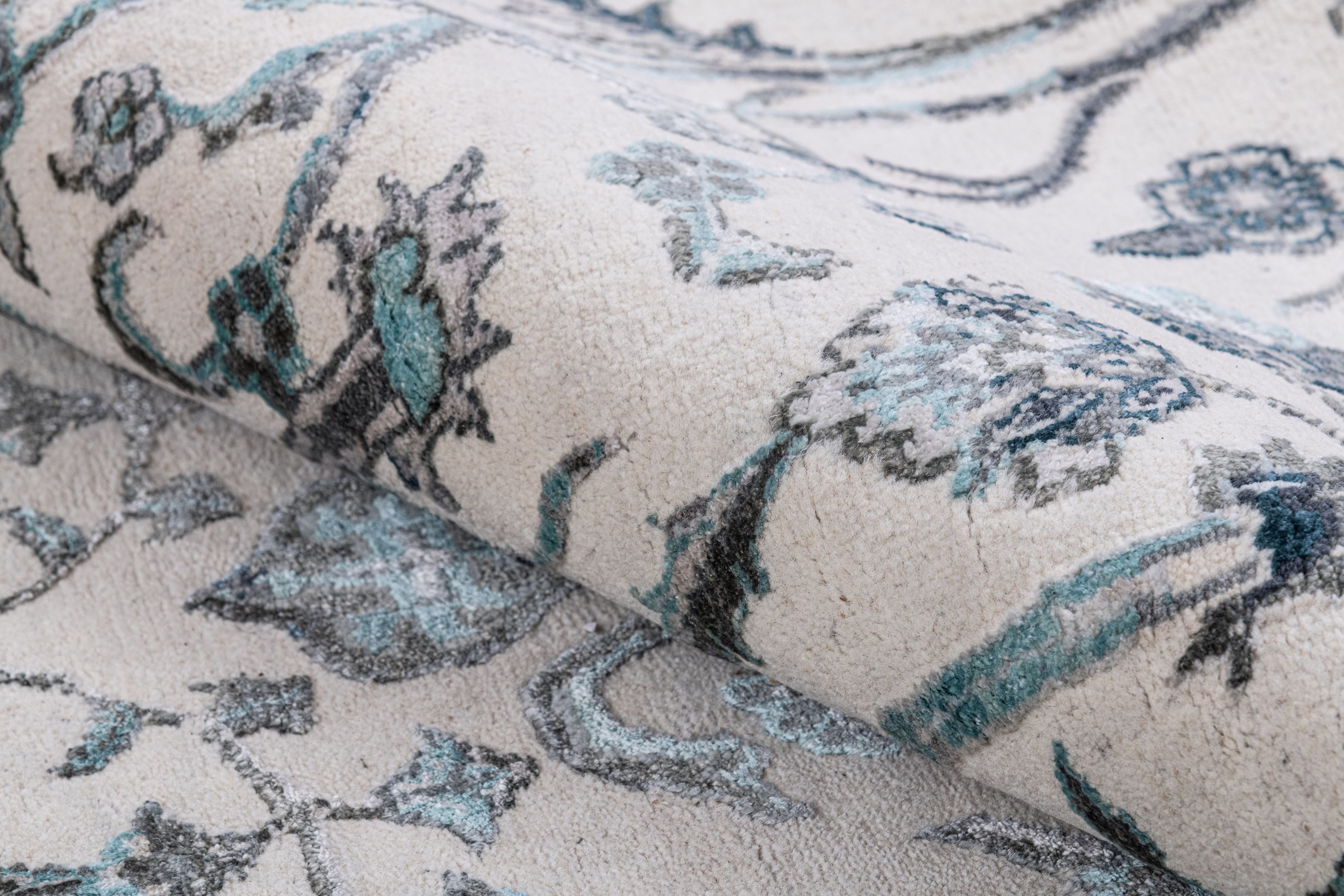 Hand Knotted Modern Contemporary Carpet 7