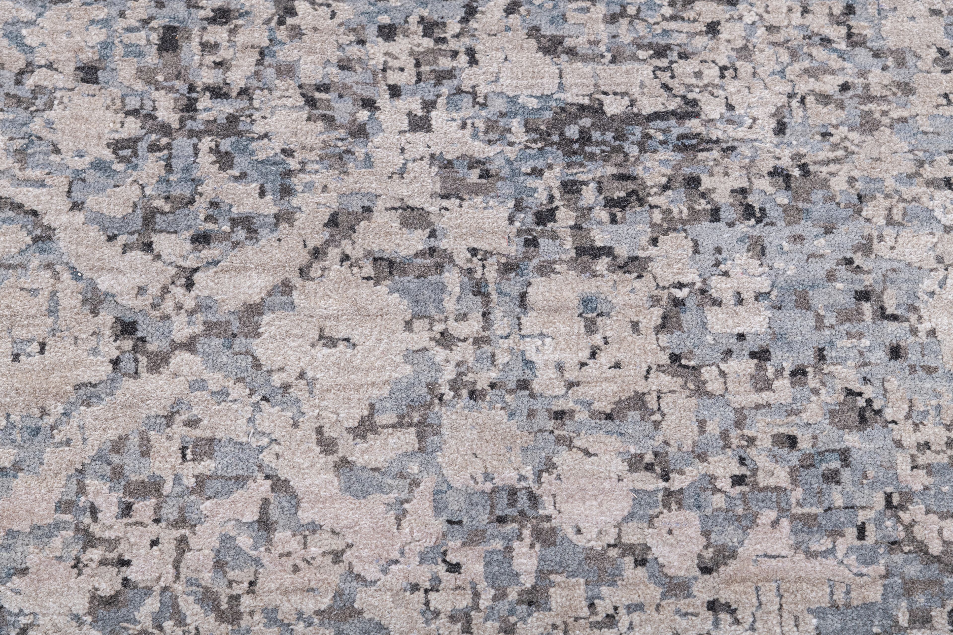 Hand Knotted Persian Carpet 3