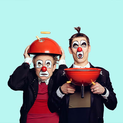 Red Nose Company: Juoksuhaudantie-juliste