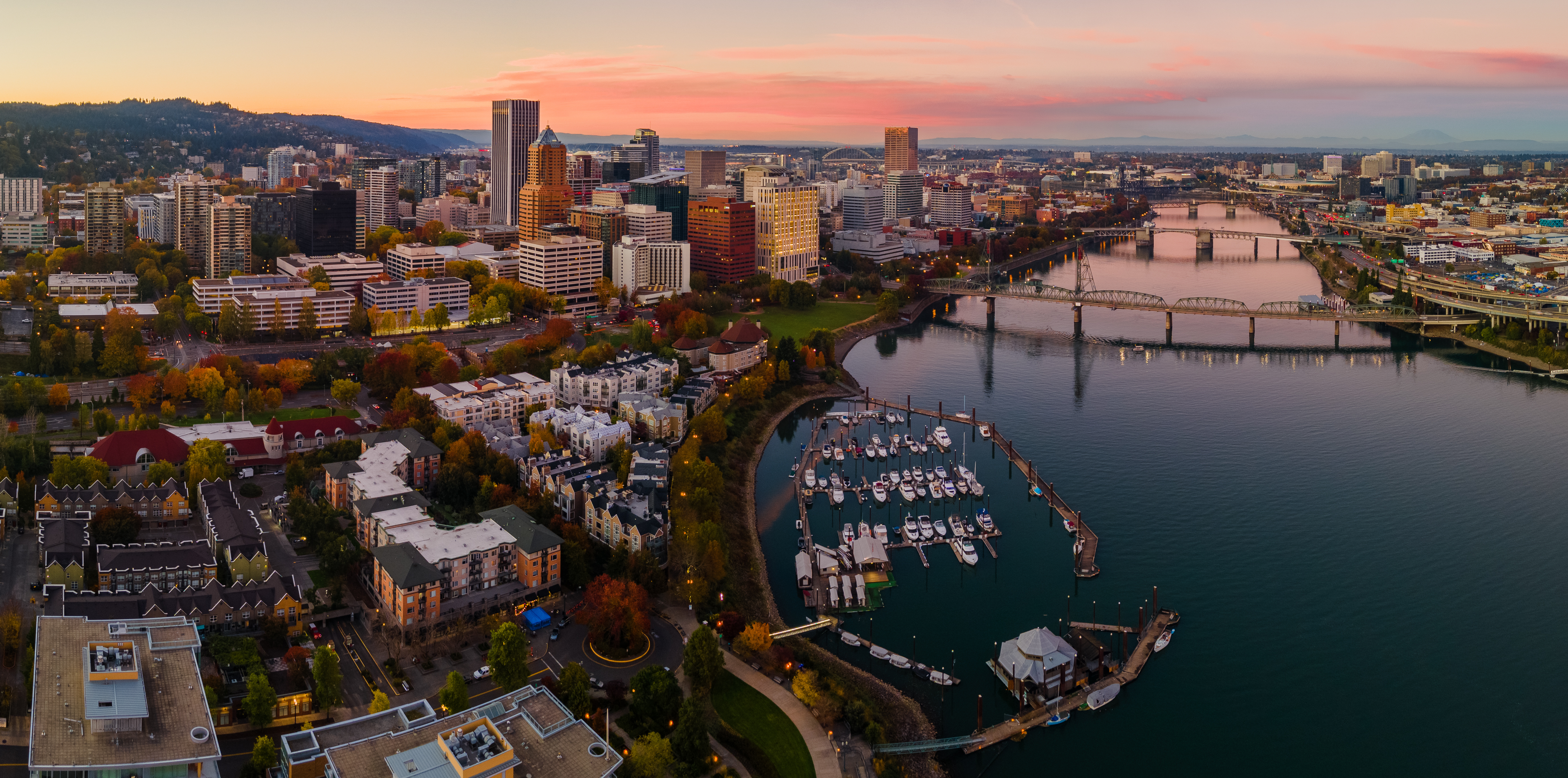 How Bridge Financing Works in Oregon: Traditional Bridge vs. HELOC vs. Buy-Before-You-Sell