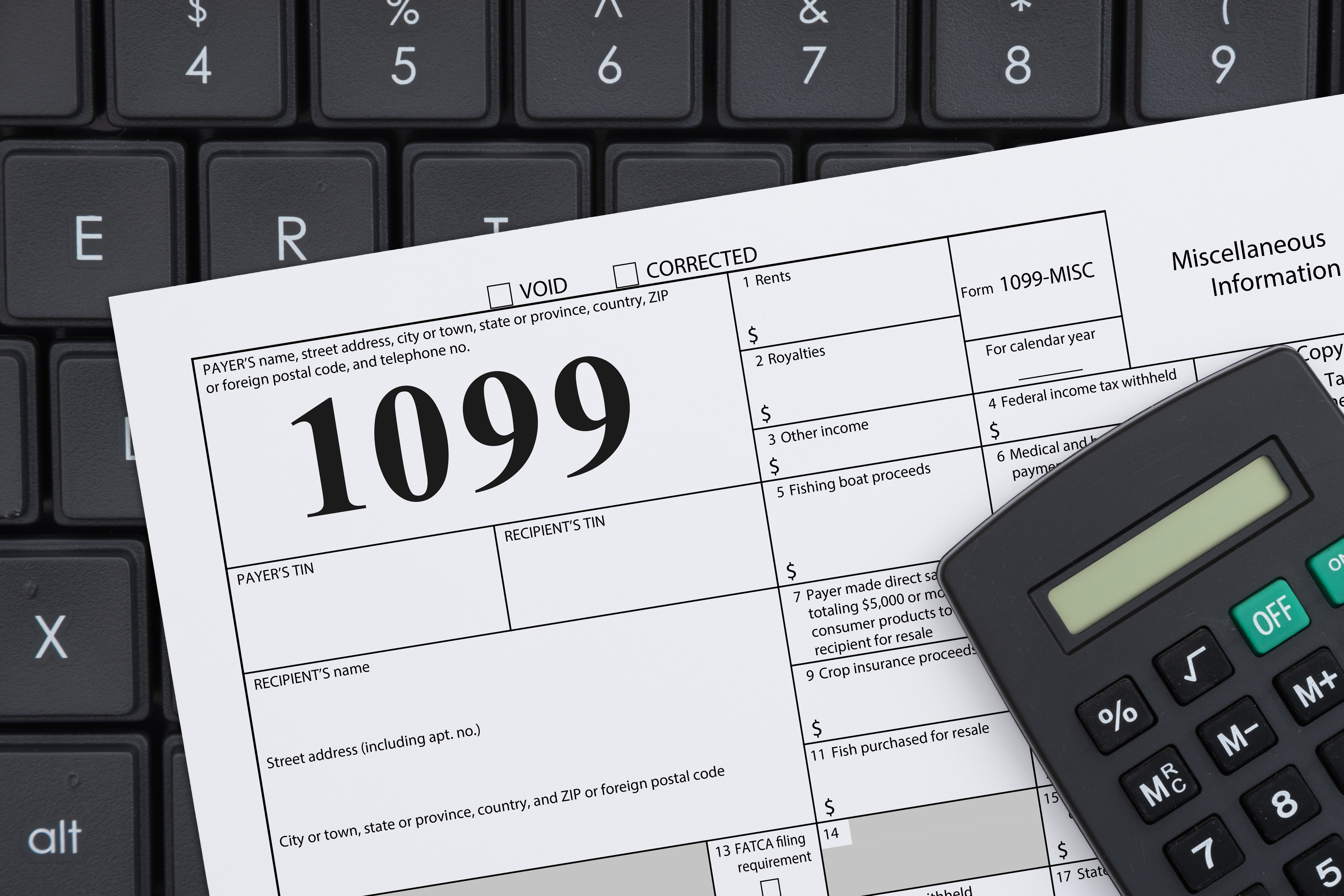 1099 independent contractor reviewing income documents — 1099 mortgage Oregon California
