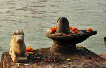 Overcome malefic Rahu, Ketu And Chandrama with Rudrabhishek on Mahashivratri