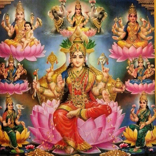 Get blessed by Vidya Lakshmi with Vidya Lakshmi Homam