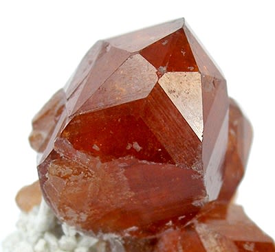 Hessonite - an effective gemstone to free oneself from the ill effects of Rahu