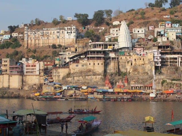 Perform Rudrabhishek at Omkareshwar Jyotirlinga in the auspicious month of Shravana