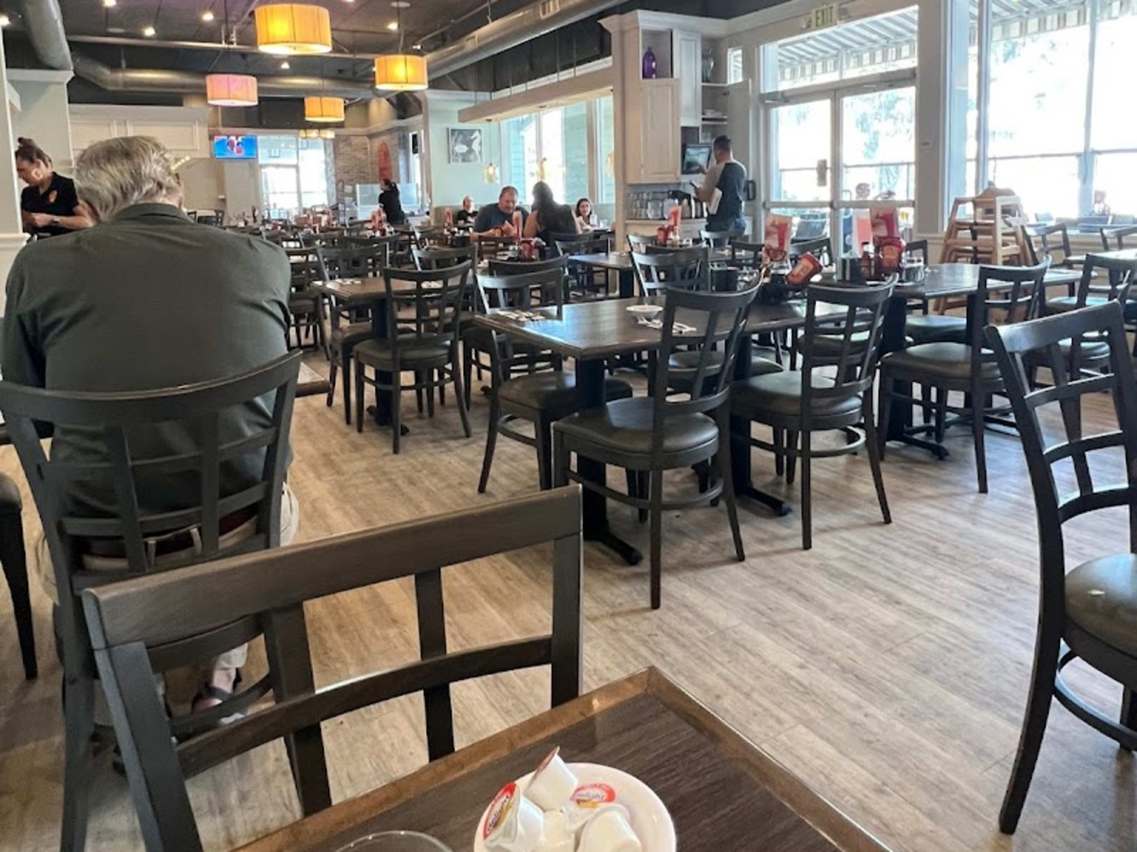 Broken Yolk Cafe Del Mar - Photo 7