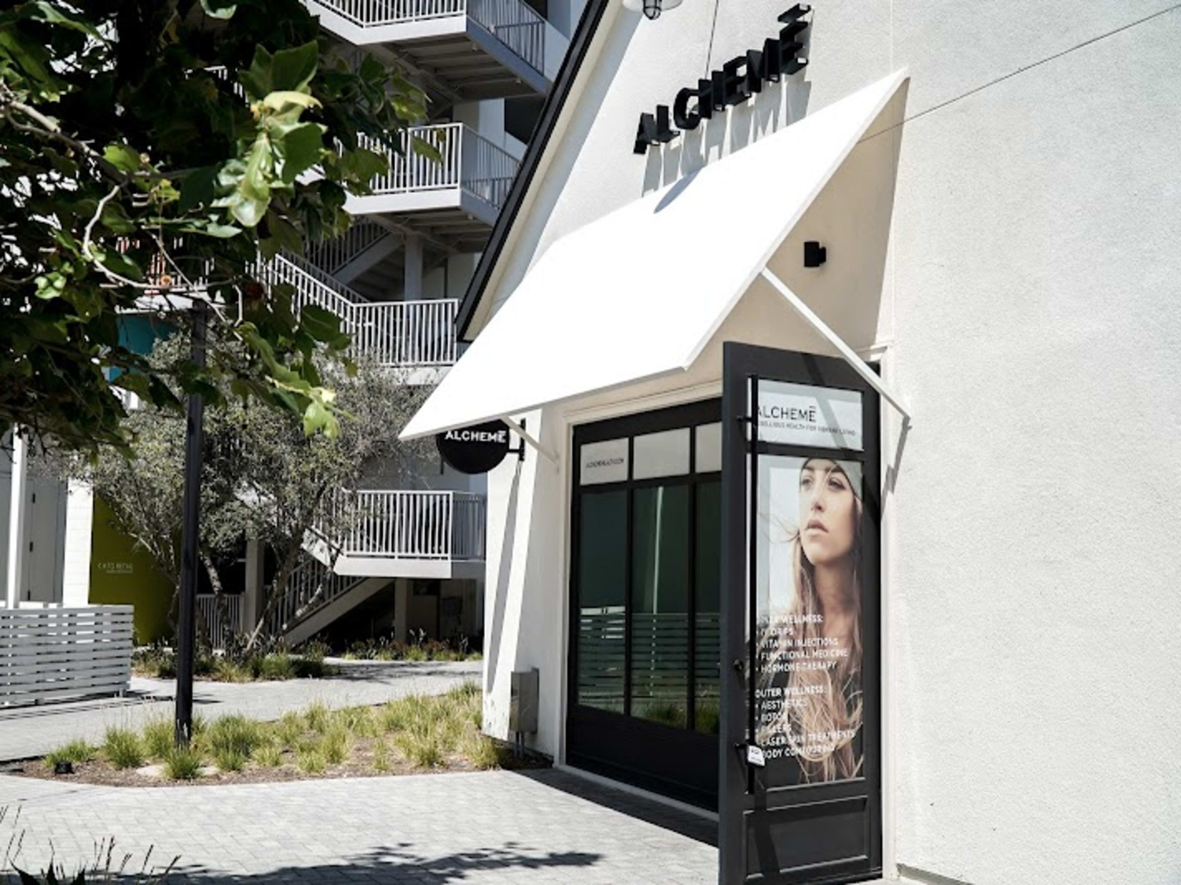 alcheme medical spa del mar - Photo 8