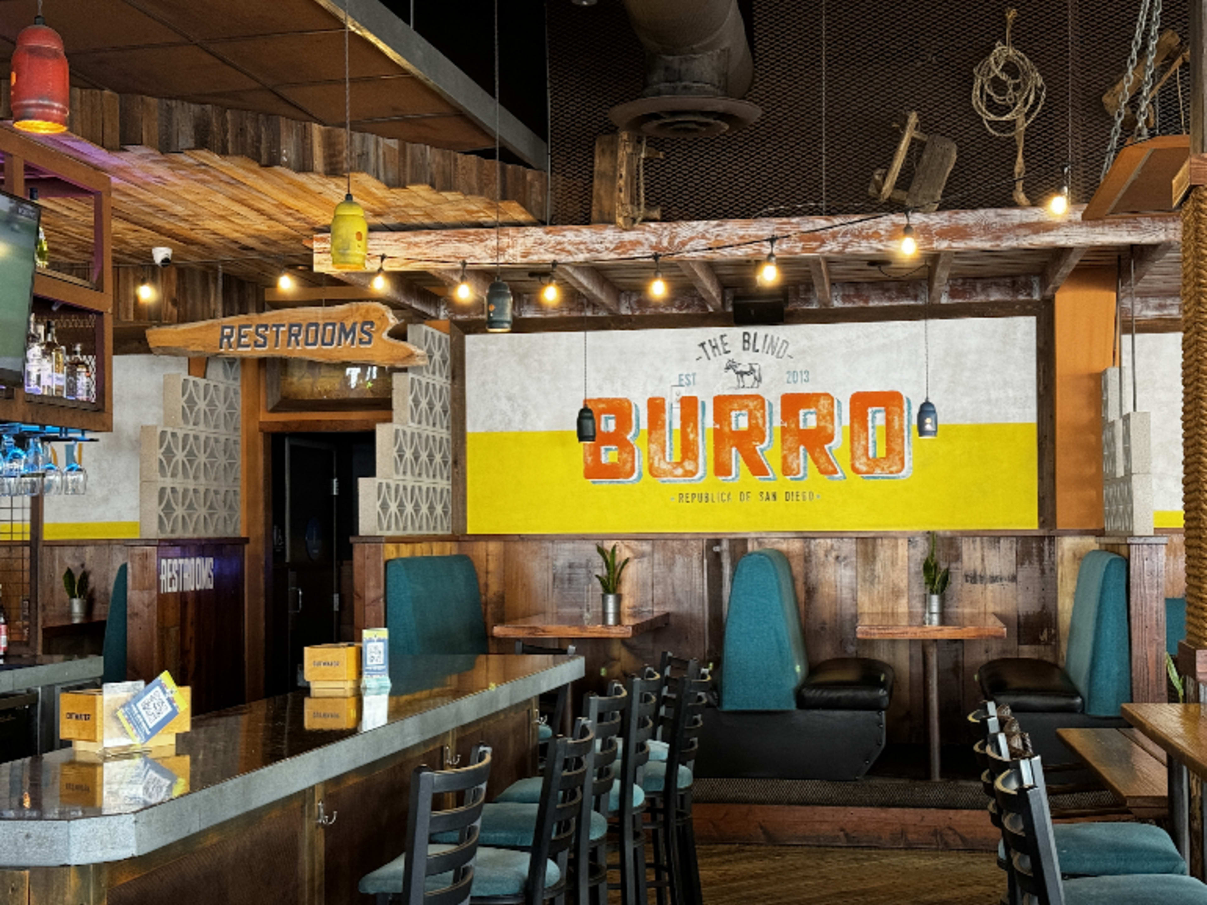 The Blind Burro - Photo 6