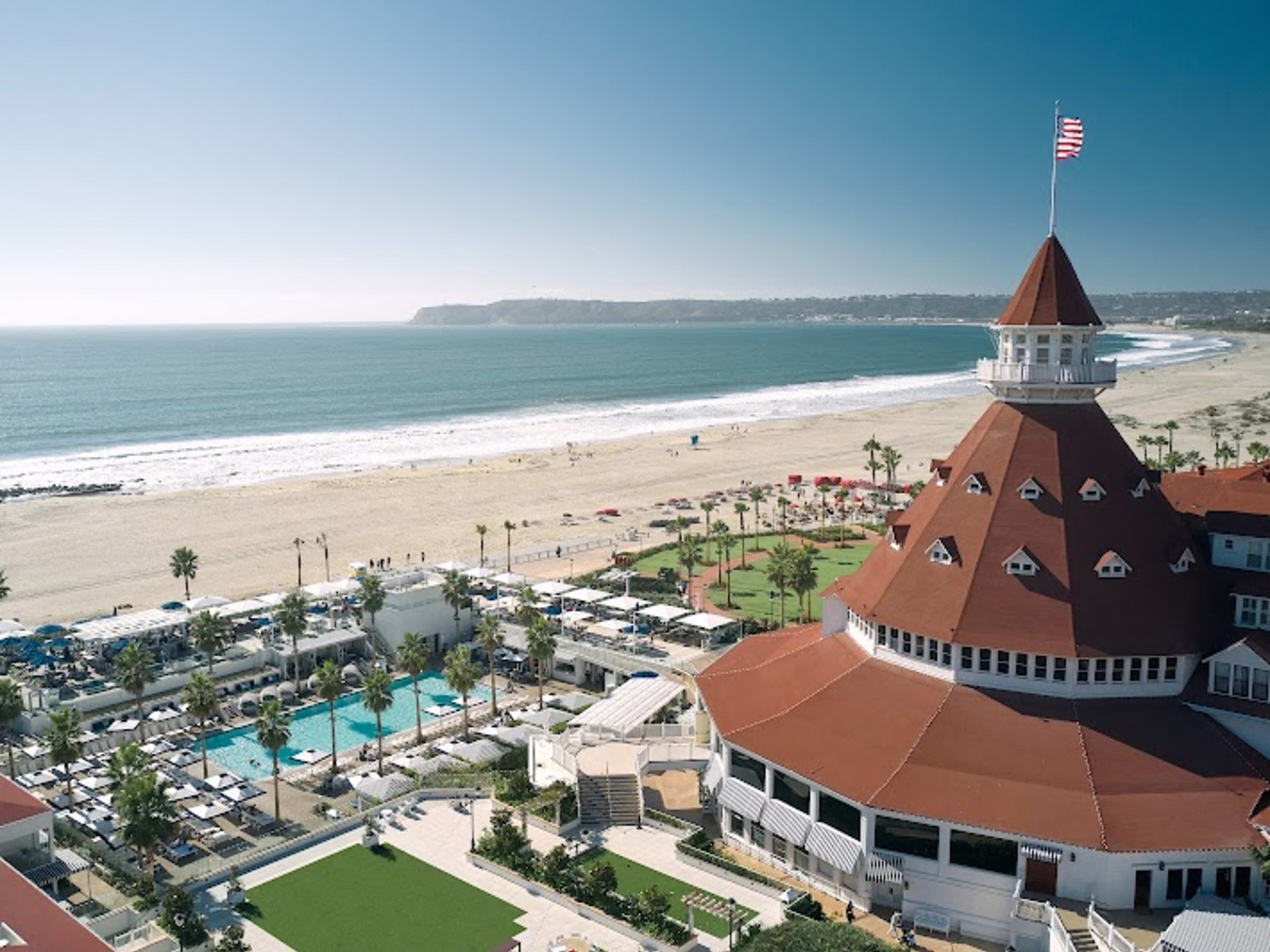 Del Coronado Hotel - Photo 1