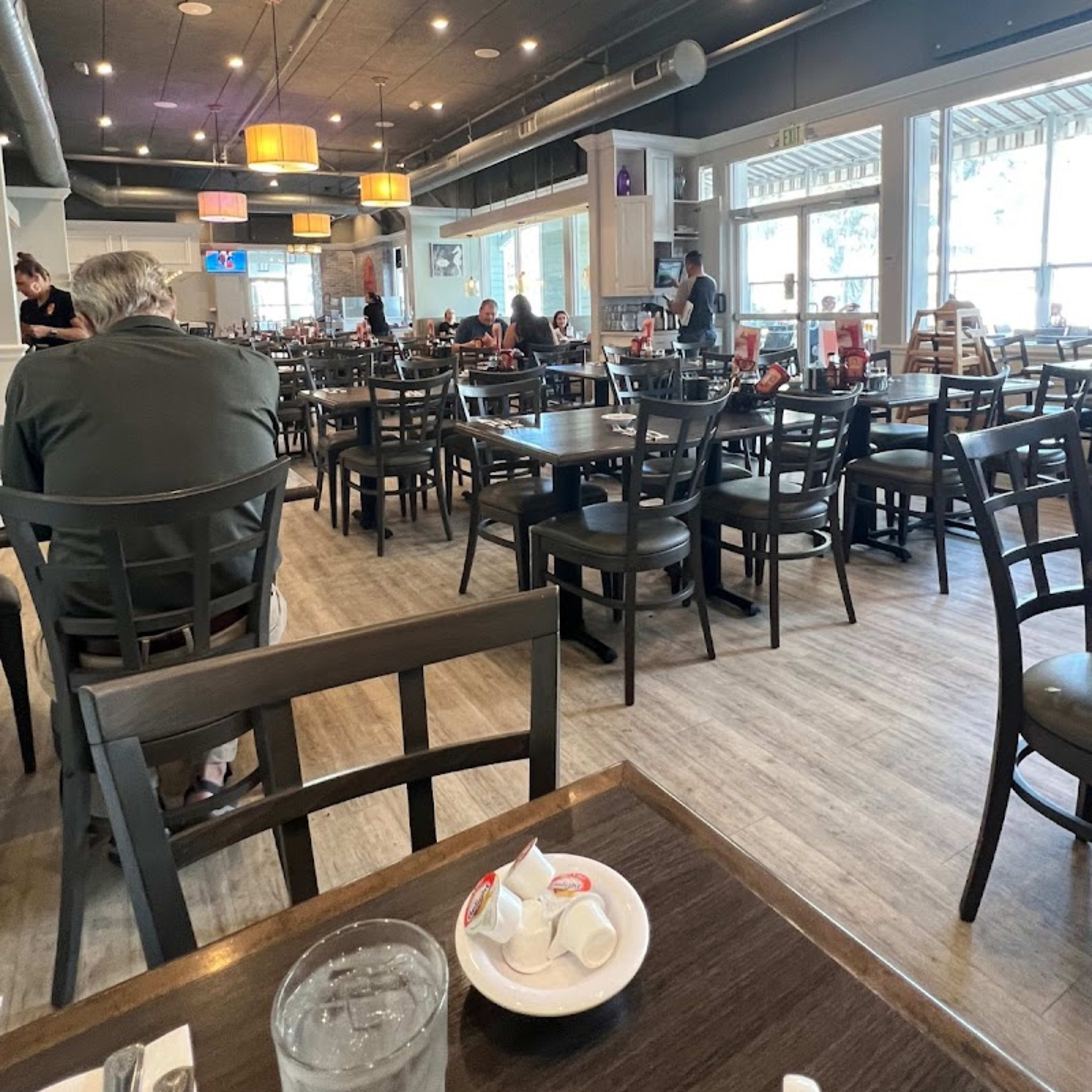 Broken Yolk Cafe Del Mar - Photo 7