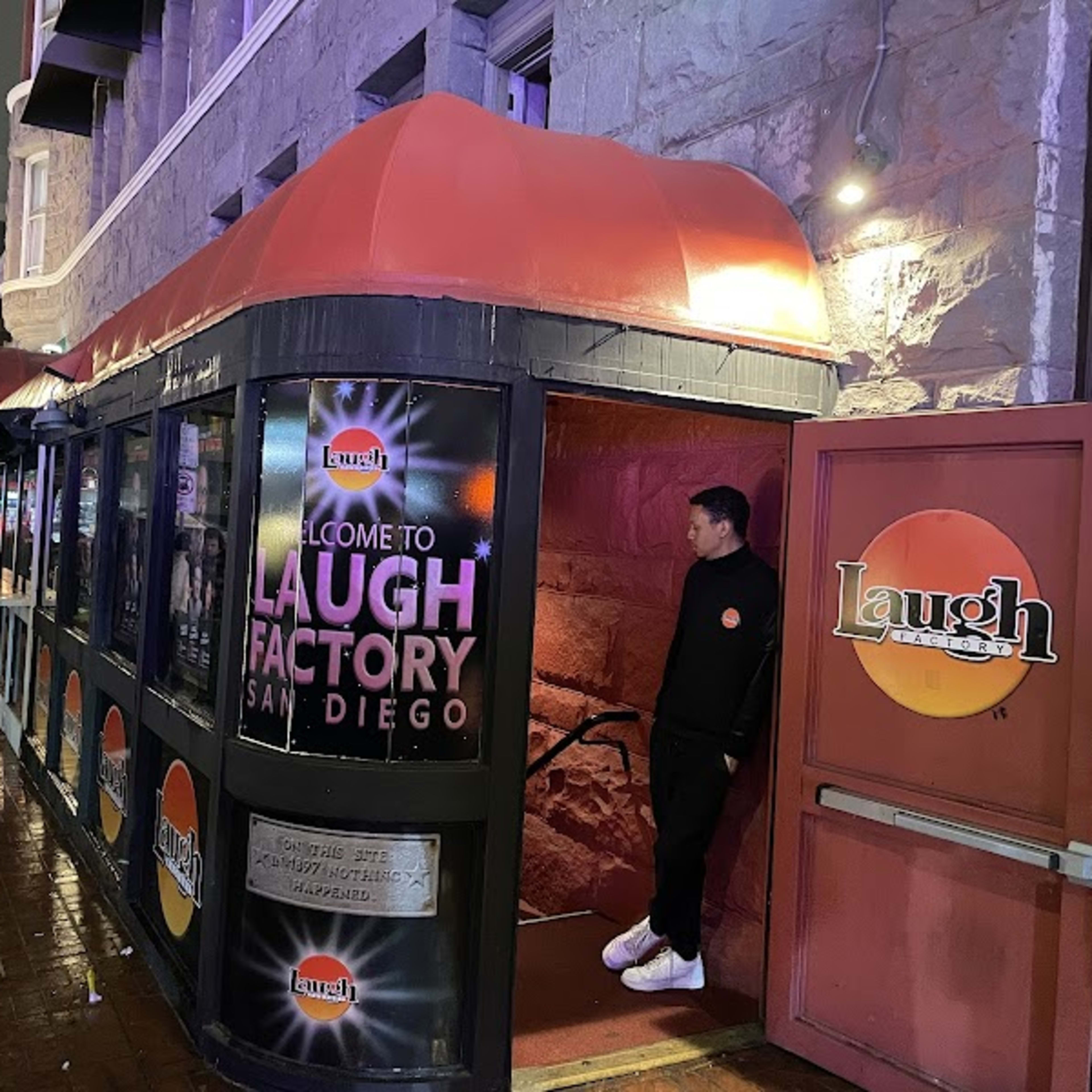 Laugh Factory San Diego - Photo 7