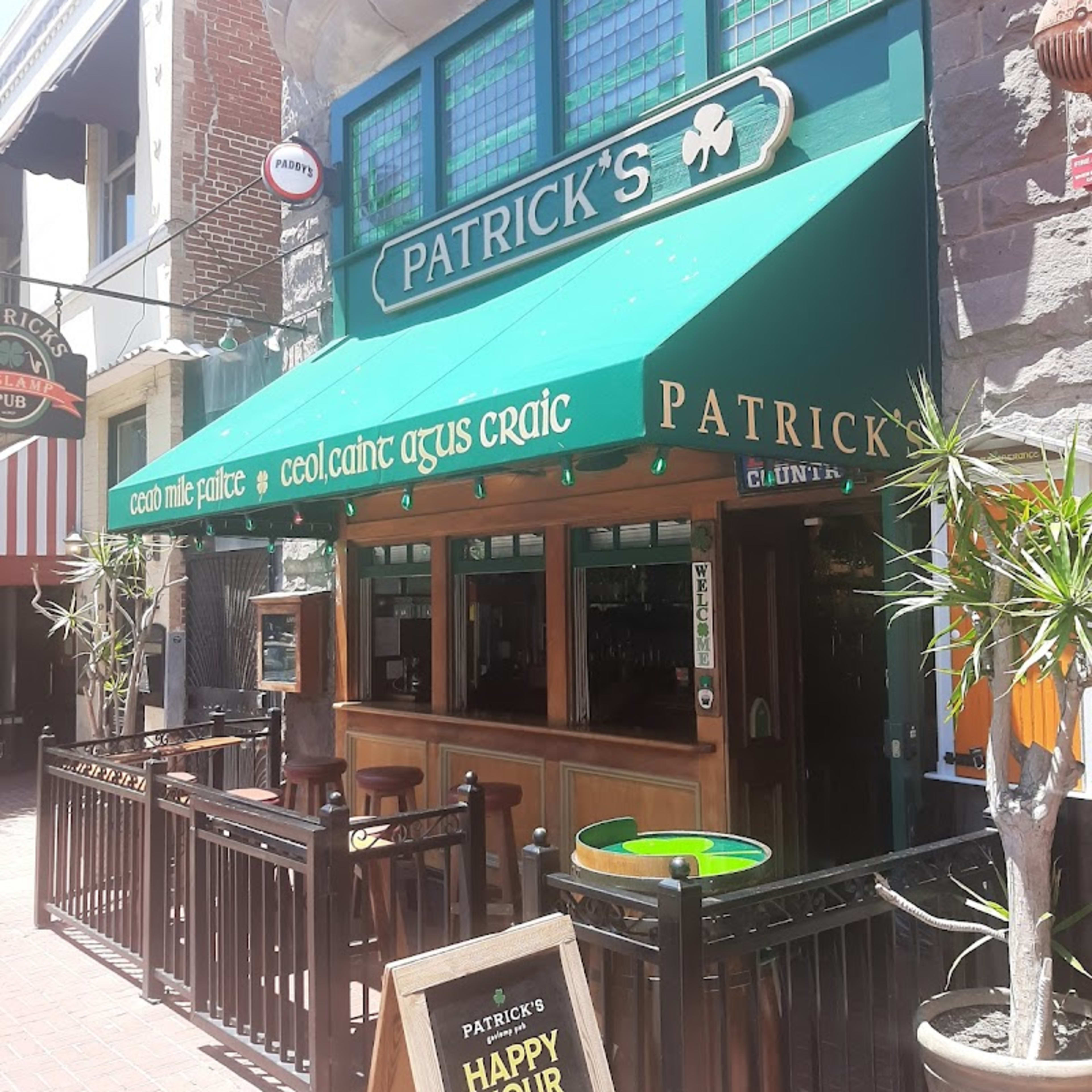 Patrick's Gaslamp Pub - Photo 5